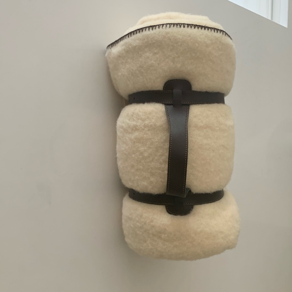 Midipy, ivory wool blanket